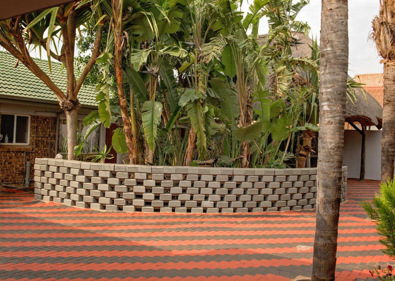 Savannah Guest House Pietersburg Buitenkant foto
