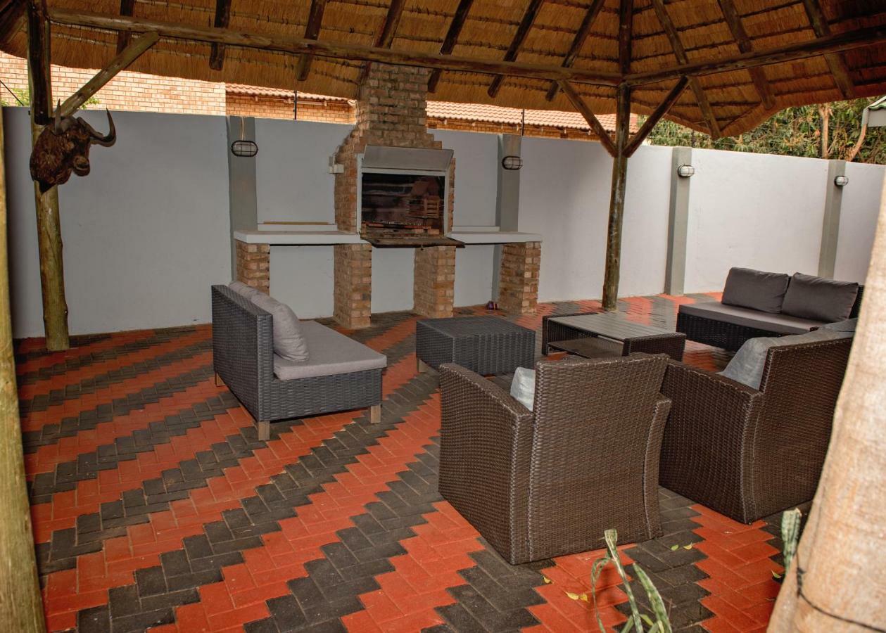 Savannah Guest House Pietersburg Buitenkant foto